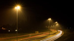LED Yol ve Sokak Aydınlatması: Sarı Işık Mı, Beyaz Işık Mı?